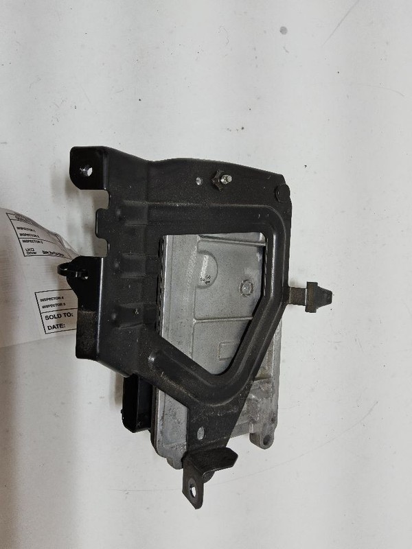 Engine ECM Mounted By Battery 2.5L ID PYAA-18-881A Fits 17-18 MAZDA 3 3530004