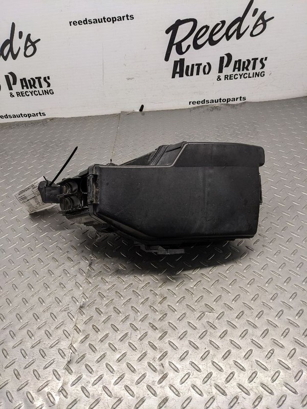 Fuse Box Engine VIN A 4th Digit VQ35DE Thru 3/13 Fits 11-13 QUEST 1143557