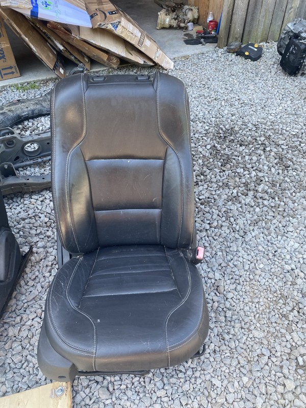 2014 Ford Taurus Limited Right Front Seat OEM
