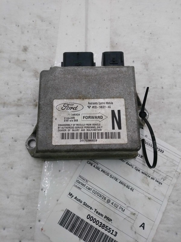 Used Air Bag Module fits: 2005 Ford Mustang Air Bag below center dash Cpe w/side