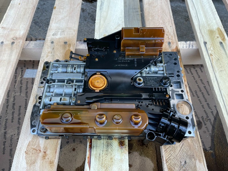 Mercedes CL500 AUTOMATIC TRANSMISSION CONDUCTOR PLATE VALVE BODY OEM 722.633