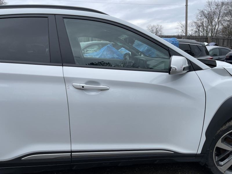 2018-2023 Hyundai Kona Right Passenger Side Front Door White