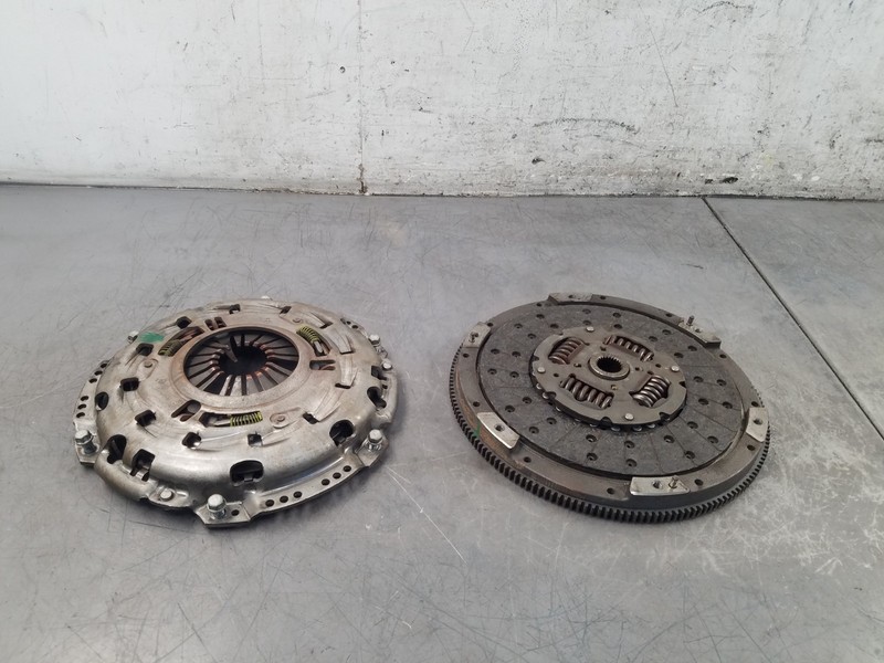 2003 Chevy Corvette C5 Luk Clutch Flywheel Assembly #9567