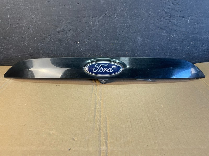 2013 to 2016 Ford Escape Rear Trunk Molding With Camera Oem ac5314 DG