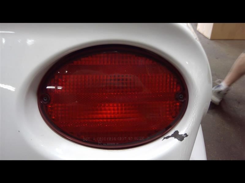 Passenger Right Tail Light Fits 97-04 CORVETTE 1409649