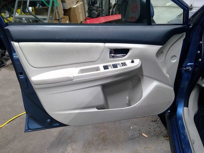 XV CROSST 2014 Driver Left Front Door Trim Panel 1742364