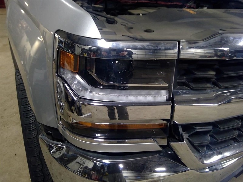 Passenger Headlight Body Color Bezel Fits 16-18 SILVERADO 1500 PICKUP 1721976