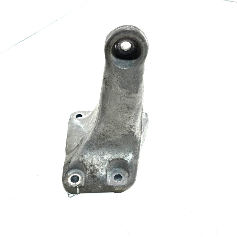 2017 BMW 430I XDrive Gran Coupe ENGINE SUPPORT BRACKET MOUNT RIGHT OEM