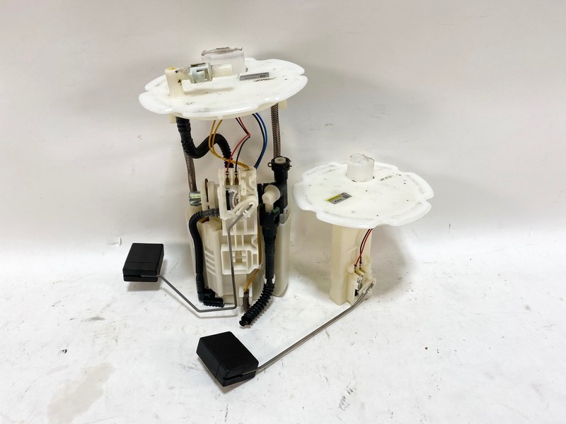 16-17 INFINITI Q50 Q60 3.0L FUEL GAS PUMP & LEVEL SENSOR SENDING MODULE OEM