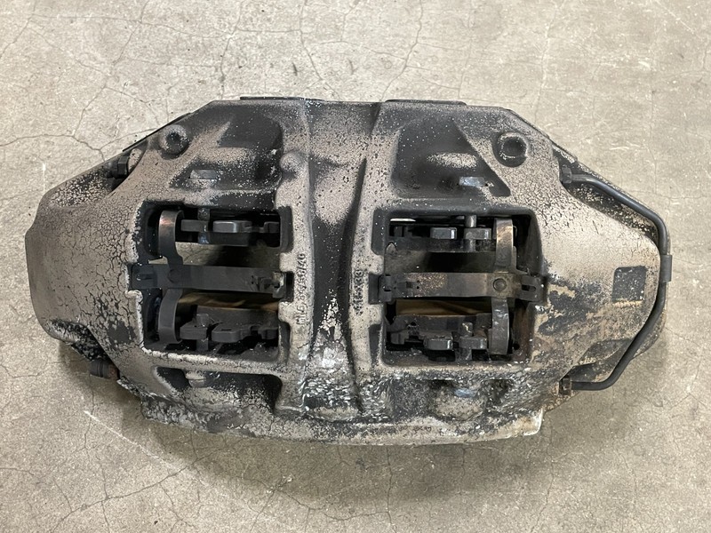 23 24 25 Mercedes EQS450 SUV X296 Front Left Driver Side Brake Caliper 1627 OEM