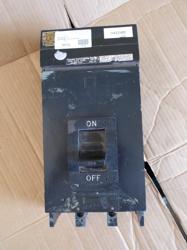 Square D Type LA 400A 240AC Series 3 3-Pole Circuit Breaker 0432400