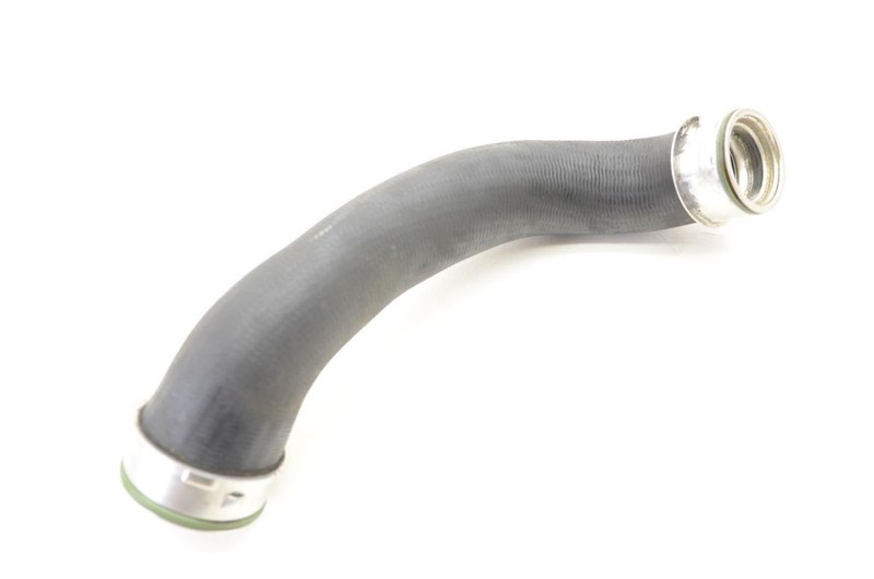 17-21 Porsche Macan 3.0L Turbo Intercooler Charge Hose Pipe 95B145834
