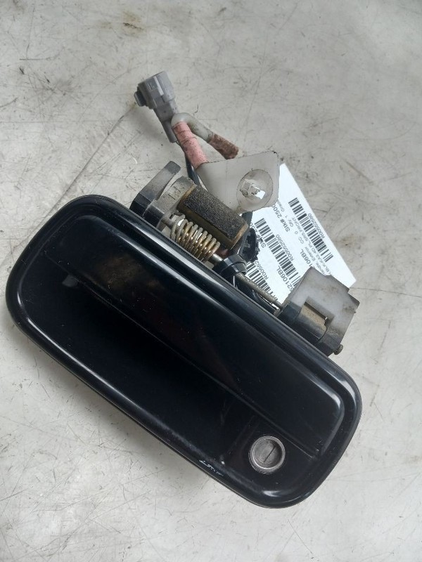 00 01 02 TOYOTA 4 RUNNER SR5 FRONT DRIVER LEFT EXTERIOR DOOR HANDLE