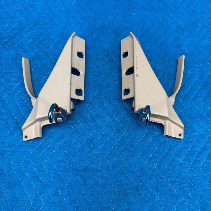 1989–1991 Chrysler TC By Maserati Convertible Hard Top Front Lock Latch Set OEM