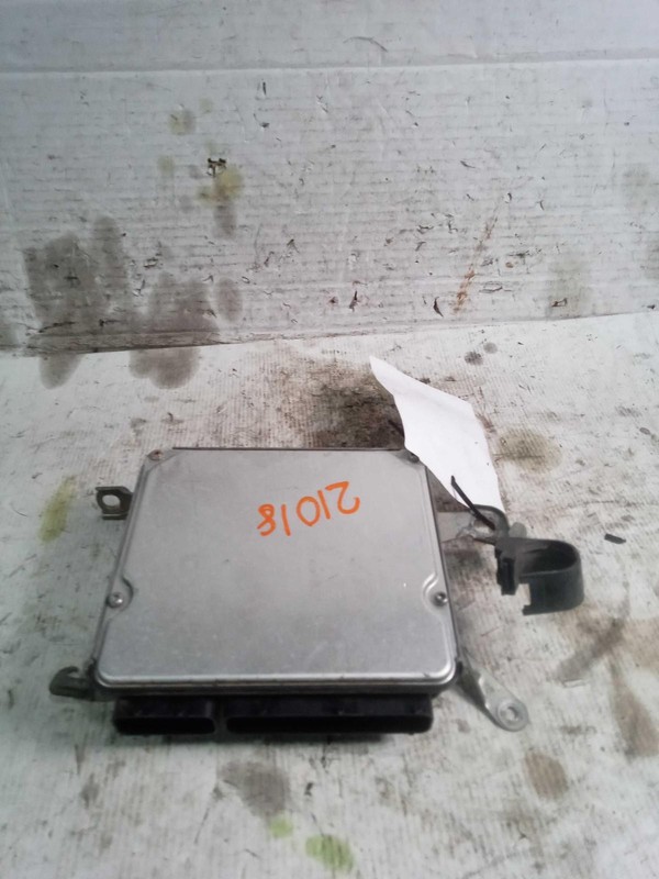 2015 Toyota Corolla Engine Control Module ECM 896610Z630 OEM Used 104K Mile