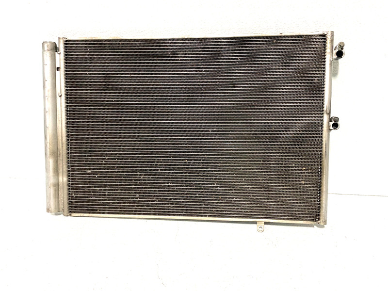 10-12 MERCEDES S550 E550 5.5L AIR A/C CONDENSOR COOLER OEM #A0.36