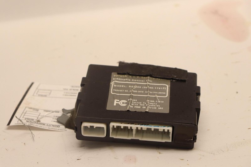 2003-2005 TOYOTA MR2 SPYDER KEYLESS ENTRY REMOTE THEFT LOCKING MODULE OEM