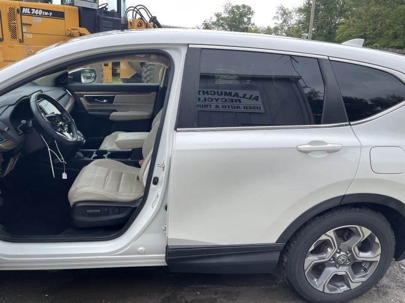 2017-2019 HONDA CR-V LEFT ROCKER W/POST WHITE PC:NH603PX AWD 80K -EX-L- 57523