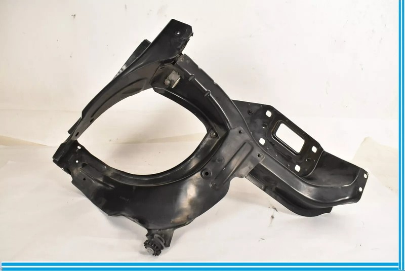06-12 Mercedes W164 GL450 ML350 Front Right Side Headlight Support Bracket OEM