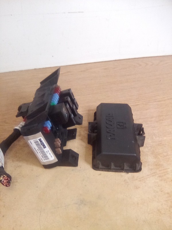 2022 Kenworth T880/Paccar Fuse Box P27-1224-0120