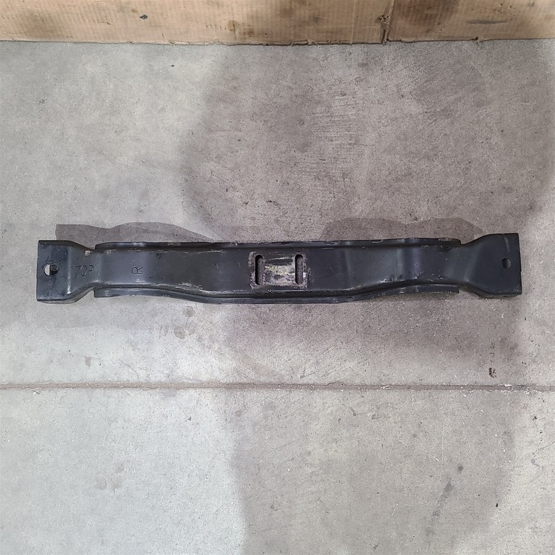 94-95 Mustang 5.0L Manual Transmission Crossmember Aa7432