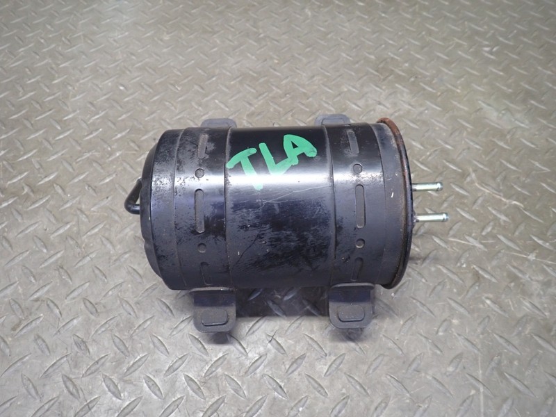 1991-1992 TOYOTA LAND CRUISER FJ80 FUEL VAPOR EVAPORATOR CHARCOAL CANISTER