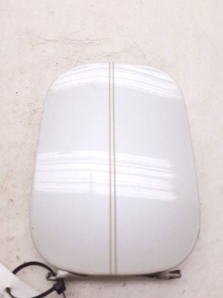 01 02 03 04 05 06 Lexus LS430 Fuel Filler Door White 066
