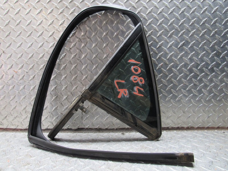 2003-2007 CADILLAC CTS LEFT DRIVER REAR DOOR VENT GLASS WINDOW