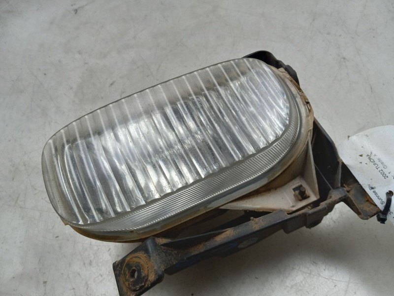 00-05 TOYOTA TUNDRA SR5 EXTENDED CAB DRIVER SIDE FRONT FOG LIGHT