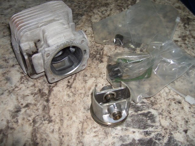 Stihl 031av piston and cylinder chainsaw part bin 1023