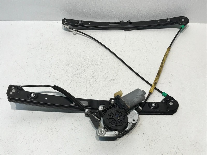 99-05 BMW 323i 325i 328i 330i Xi E46 Front Left LH Driver Window Regulator OEM