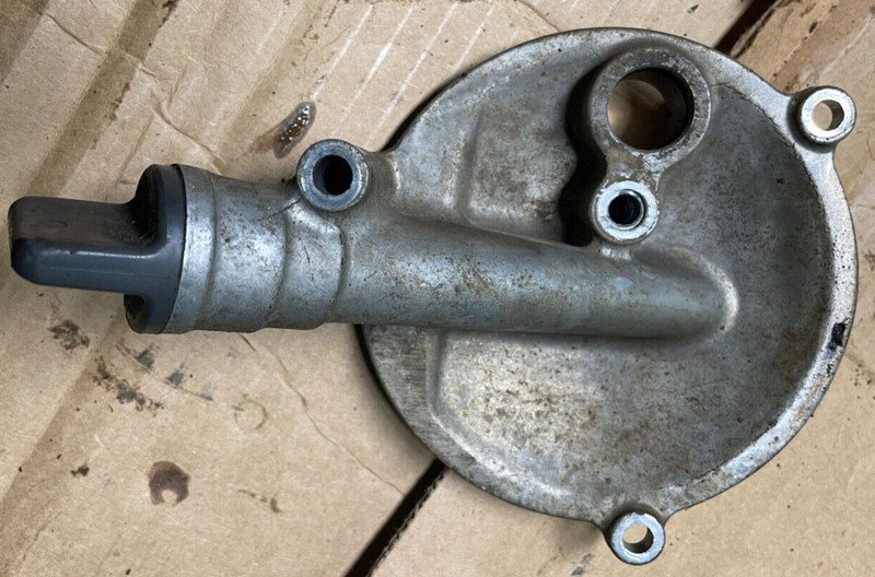 2006 Kawasaki KVF 650 KVF650 Brute Force Engine Oil Filler Neck Cover Dip Stick