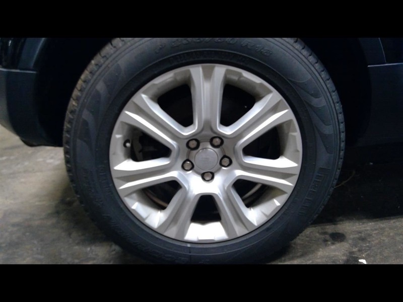 Rim Wheel 18x8 7 Spoke Fits 16-19 EVOQUE 1656338