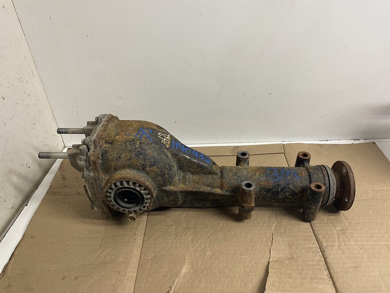 2017-2022 Subaru Impreza 2.0 Auto CVT 3.70 Rear Differential Diff Carrier Oem
