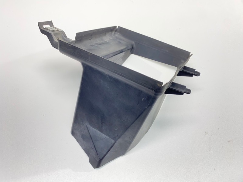 BMW G30 G32 640 550 Front Right Exterior Radiator Air Duct Support Cover OEM✅