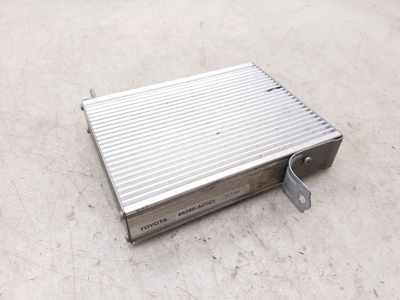 95-99 TOYOTA AVALON XL RADIO/STEREO AUDIO AMPLIFIER UNIT ASSEMBLY
