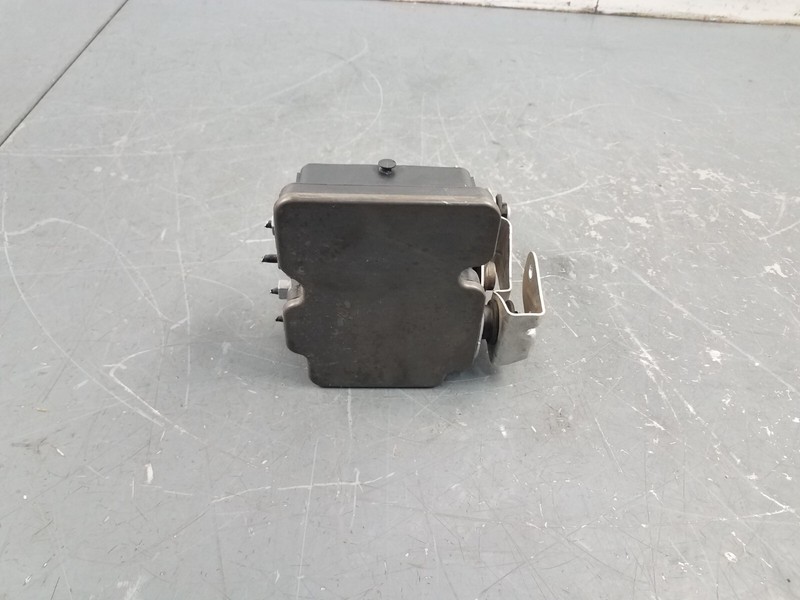 2022 Porsche 911 GT3 992 ABS Brake Pump Module #8401 G4