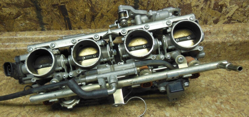 2007 Yamaha FJR1300 FJR 1300 Fuel Gas Injection Throttle Body Injectors Carb 07