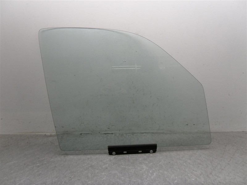 02 03 04 05 06 JEEP LIBERTY PASSENGER FRONT DOOR GLASS OEM 277-05587R