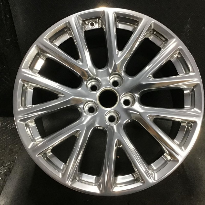 2019-2023 Cadillac XT4 4825 A Wheel 20 x 8-1/2 7 Y Spoke Rim Polished 23413124