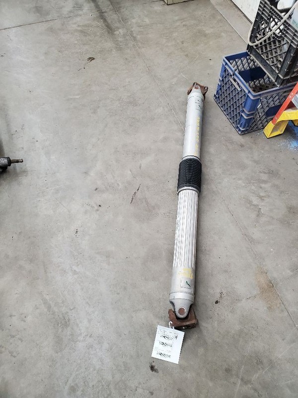 Rear Drive Shaft 2WD 3.7L Fits 07-11 NITRO 305273