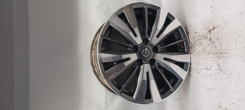 17-'20 NISSAN PATHFINDER Wheel 18x7-1/2 alloy 15 spoke OEM Grade B