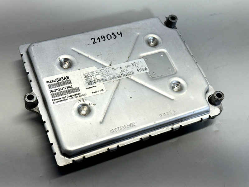 ✅ 16-19 RAM 1500 CLASS OEM POWERTRAIN CONTROL MODULE 68243303AB Mopar 67K miles