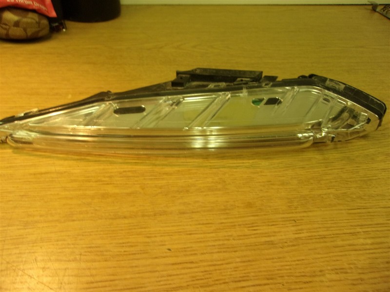 Hella T95B097 95B 941.108A RH Right Porsche Macan Daytime Running Light