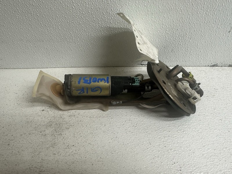 1996-1997 Honda Civic Hatchback Fuel Pump w Sending Unit & Bracket