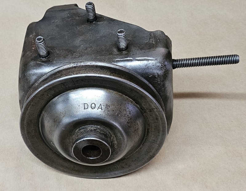 1971-77 FORD TRUCK 302ci 351ci 360ci 390 POWER STEERING BRACKET & D0AR-B PULLEY
