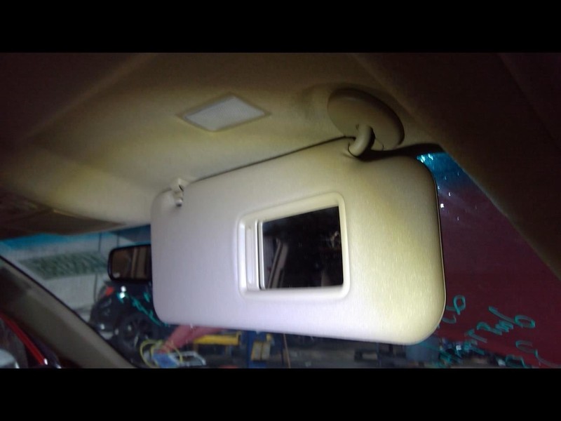 Passenger Sun Visor Illuminated VIN C 5th Digit Fits 08-13 HIGHLANDER 1558236