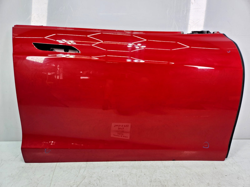 ✅12-16 OEM Tesla Model S Front Right Passenger Side Door Shell Panel Red NOTE*