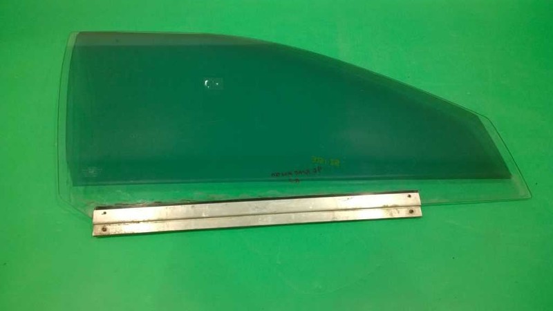 93-96 ROADMASTER CAPRICE PASSENGER RIGHT FRONT WINDOW DOOR GLASS OEM 3151-25