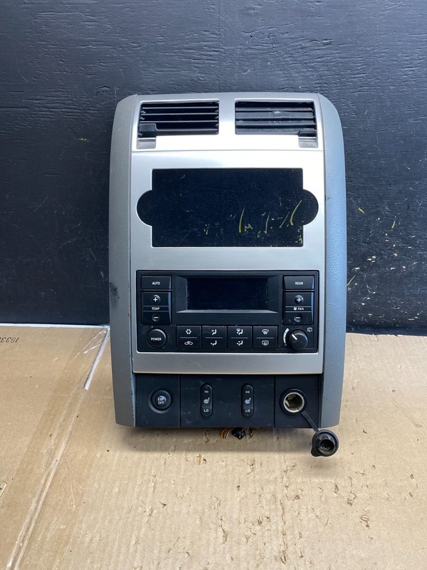 2005-2009 Dodge Durango Heat AC Climate Temp Control Radio Bezel ab2217 DG